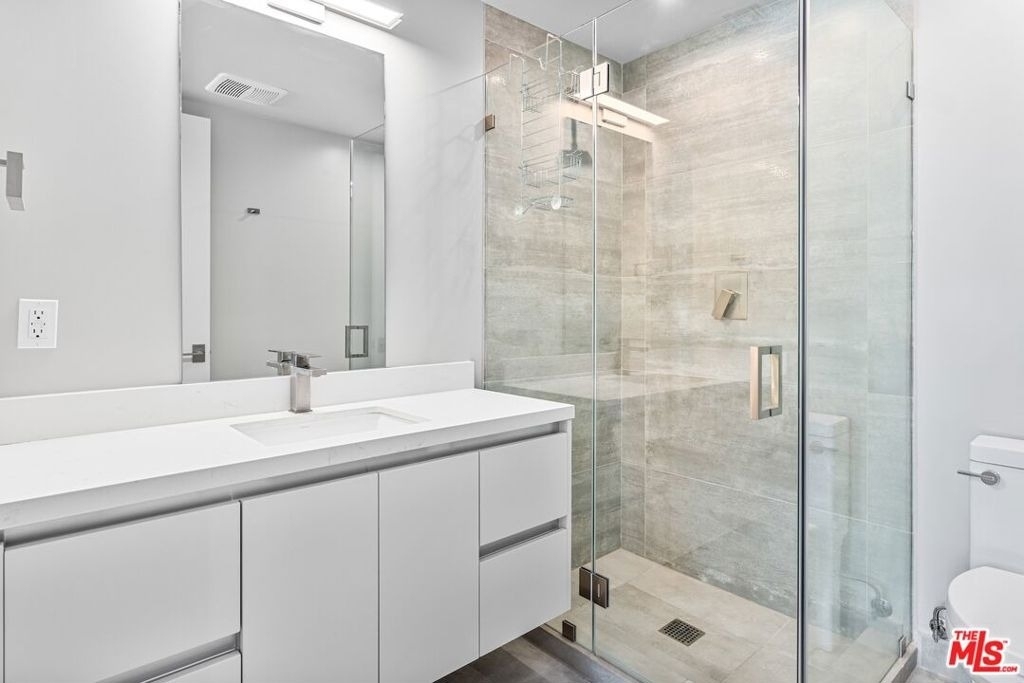 1621 Malcolm Avenue - Photo 40