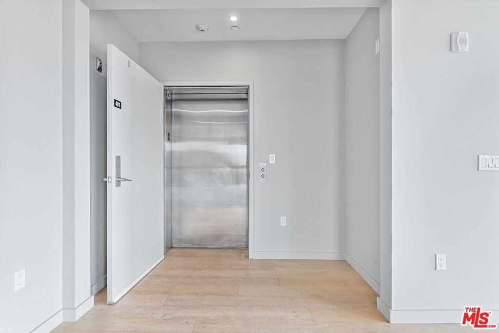 1621 Malcolm Avenue - Photo 3