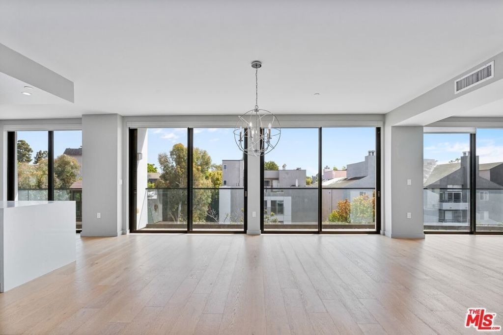 1621 Malcolm Avenue - Photo 11