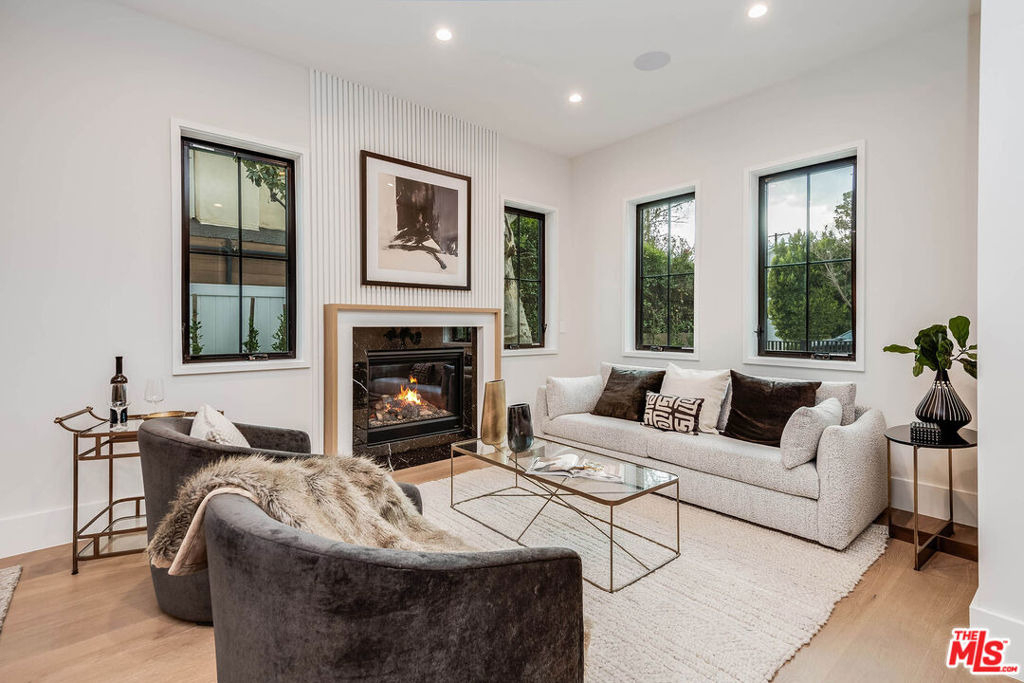 4210 Kraft Avenue - Photo 5