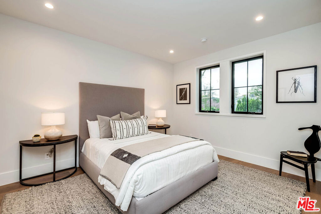 4210 Kraft Avenue - Photo 36