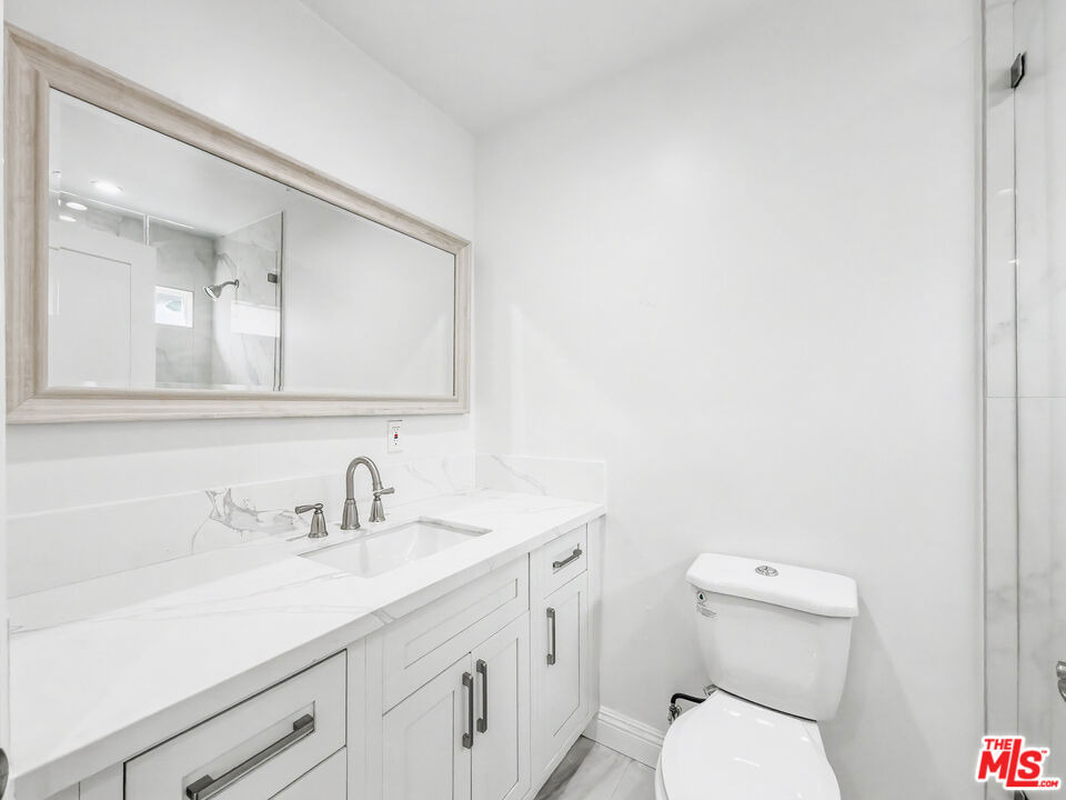 5035 Zelzah Avenue - Photo 32