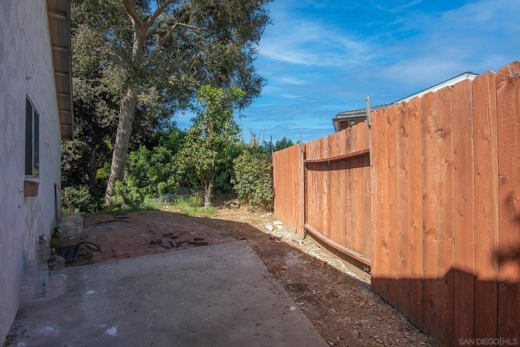 1823 Sparks Ct. - Photo 19