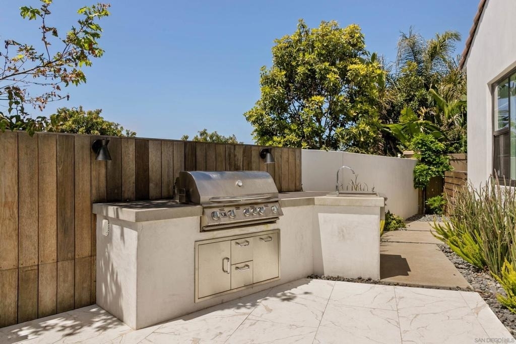 809 Sandy Court - Photo 13