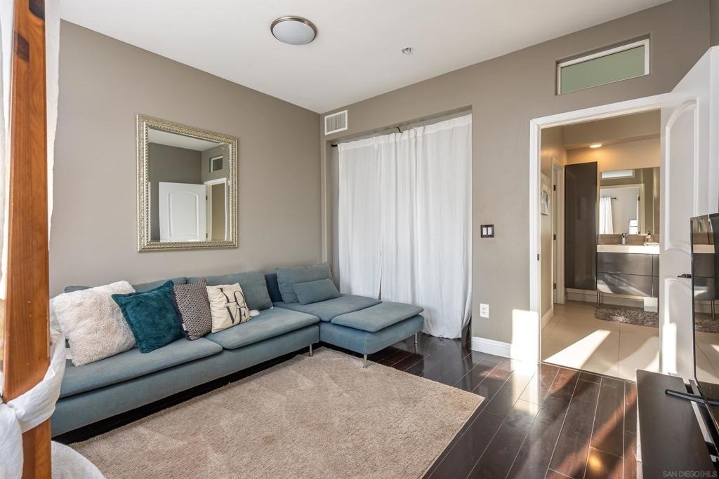 4741 Point Loma Ave - Photo 11