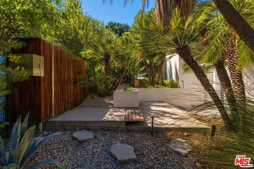 3201 Oakley Drive - Photo 4