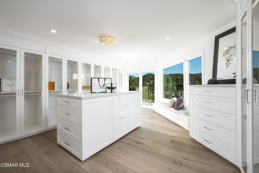 290 Lake Sherwood Drive - Photo 15