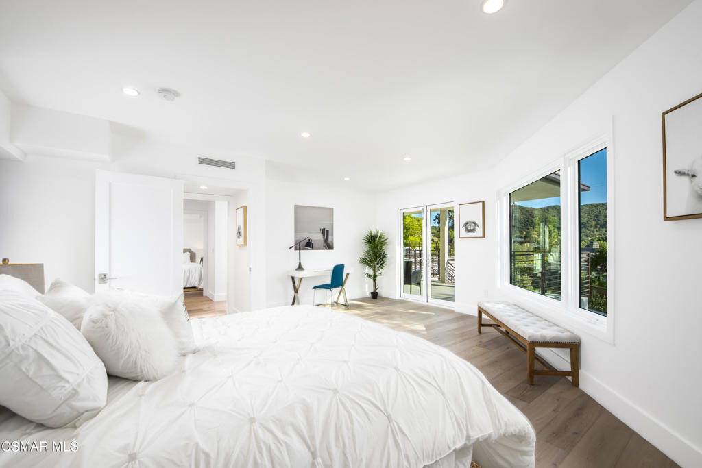 290 Lake Sherwood Drive - Photo 7