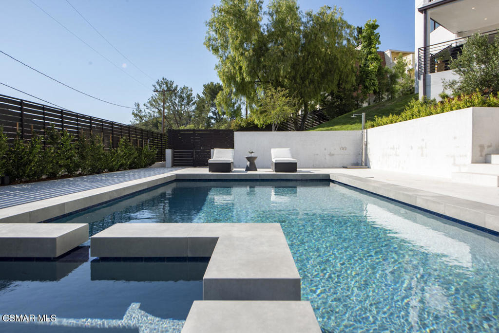 290 Lake Sherwood Drive - Photo 17