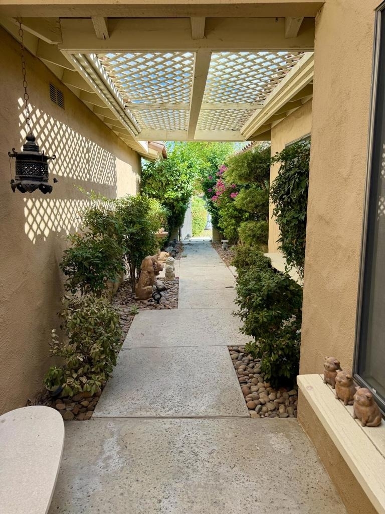 347 Villena Way - Photo 15