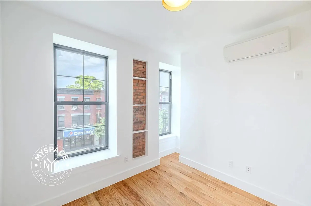 1468 Fulton Street - Photo 9
