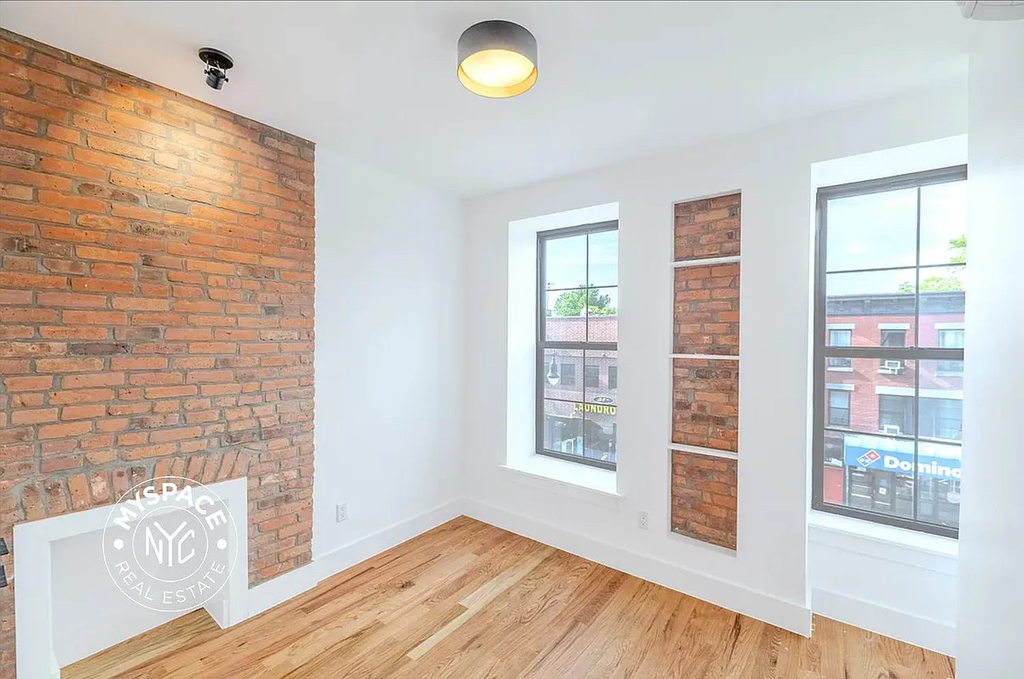 1468 Fulton Street - Photo 4