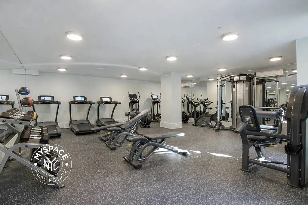 1326 Ocean Avenue - Photo 8