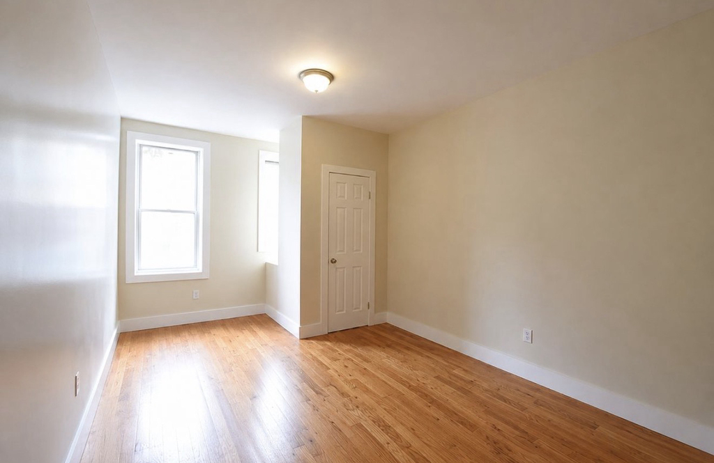 666 Hancock Street - Photo 4