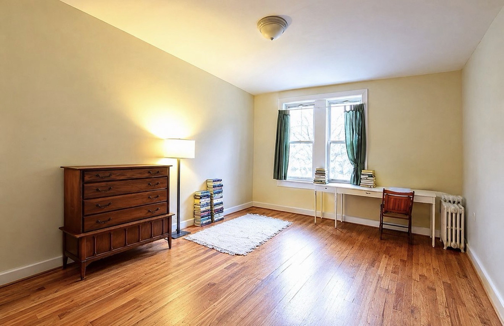 666 Hancock Street - Photo 3