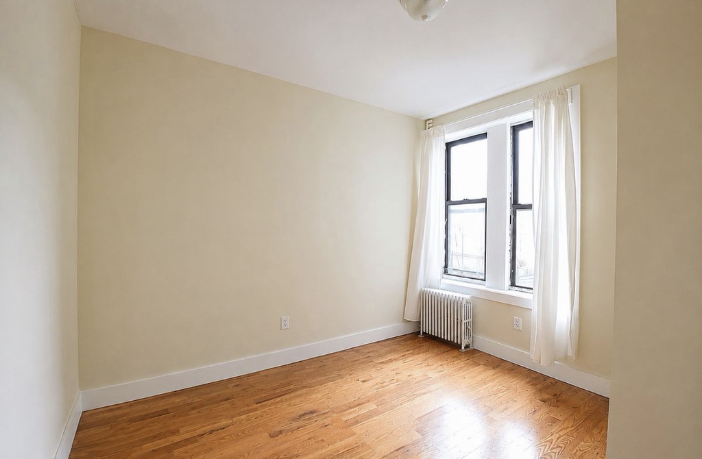 666 Hancock Street - Photo 5