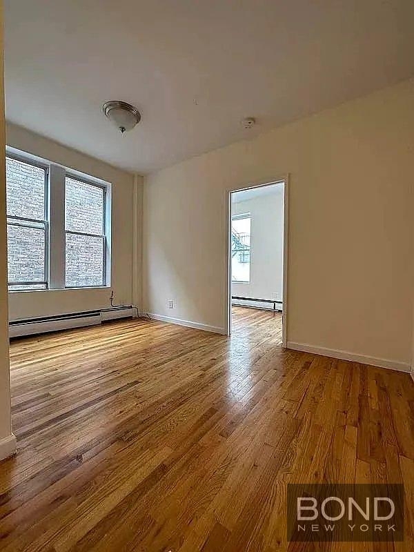 East 74th Street - Photo 7