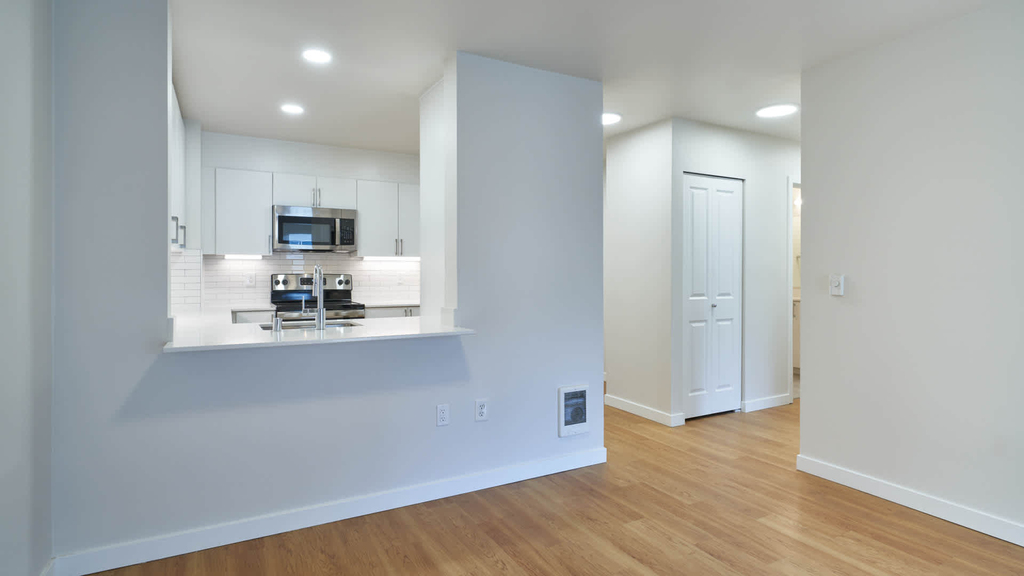 938 110th Ave Ne - Photo 34