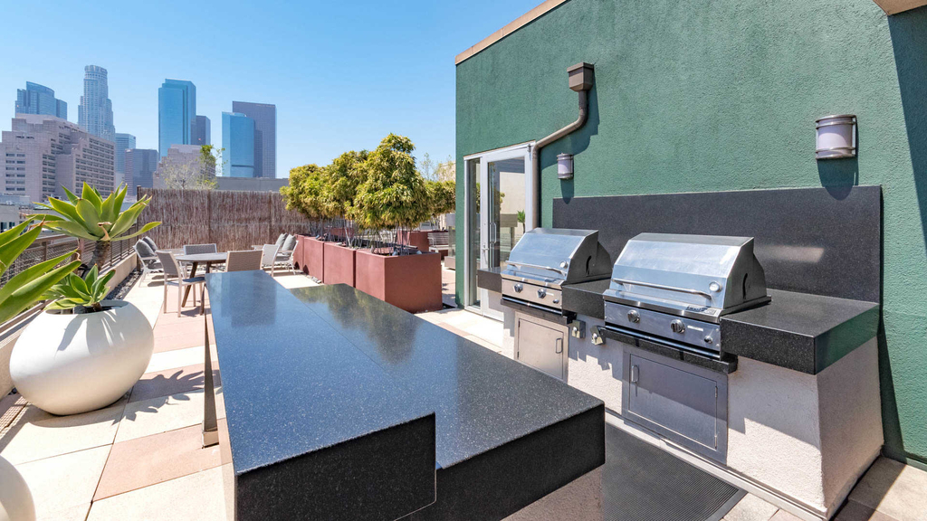 235 South San Pedro Street - Photo 20