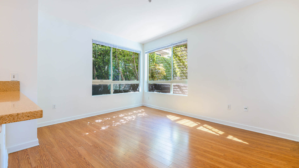 235 South San Pedro Street - Photo 5