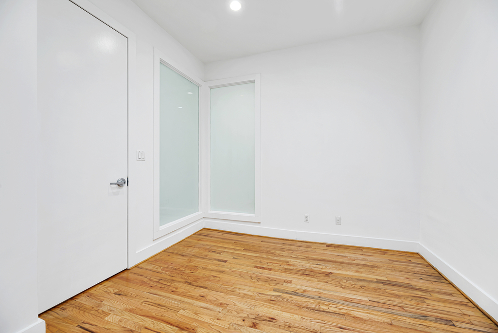East 27th Street - Photo 3