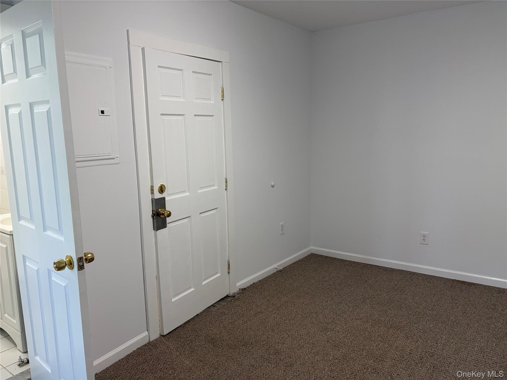 37 East Main Street - Photo 2