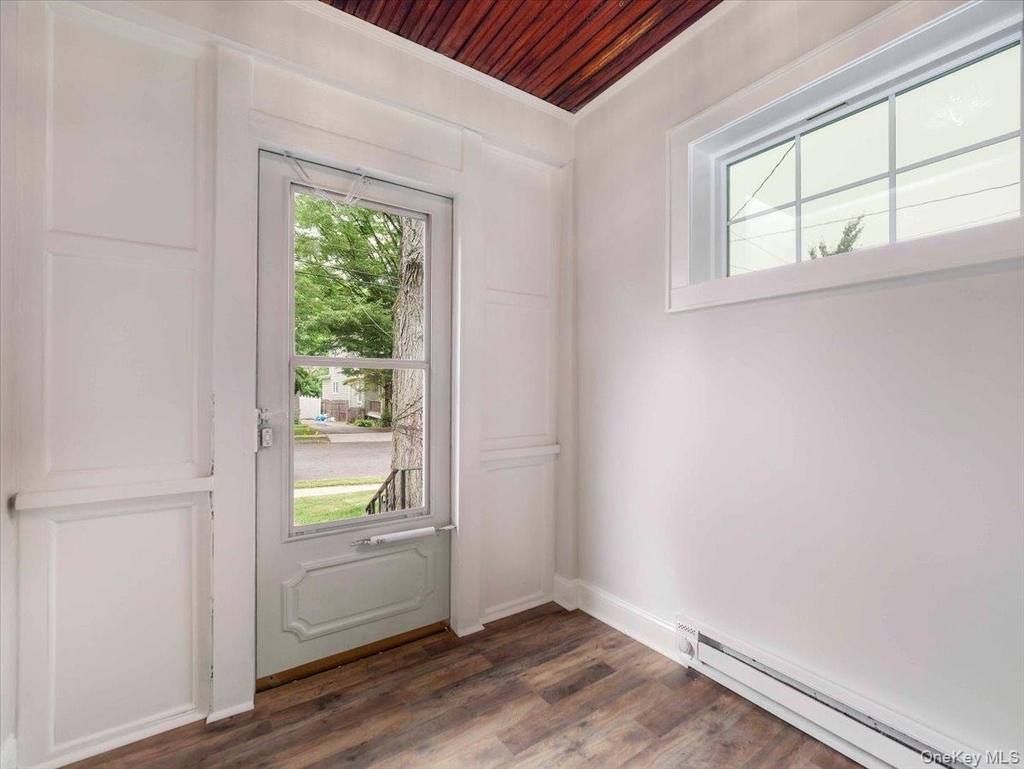 121 Clinton Avenue - Photo 2