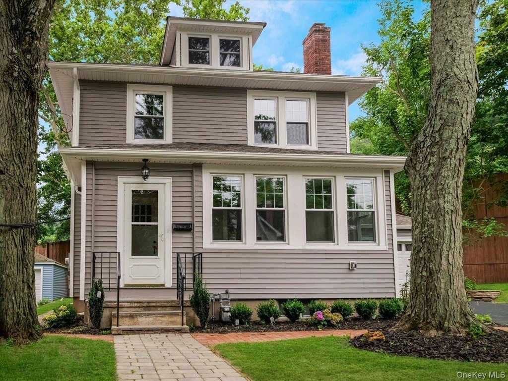 121 Clinton Avenue - Photo 0