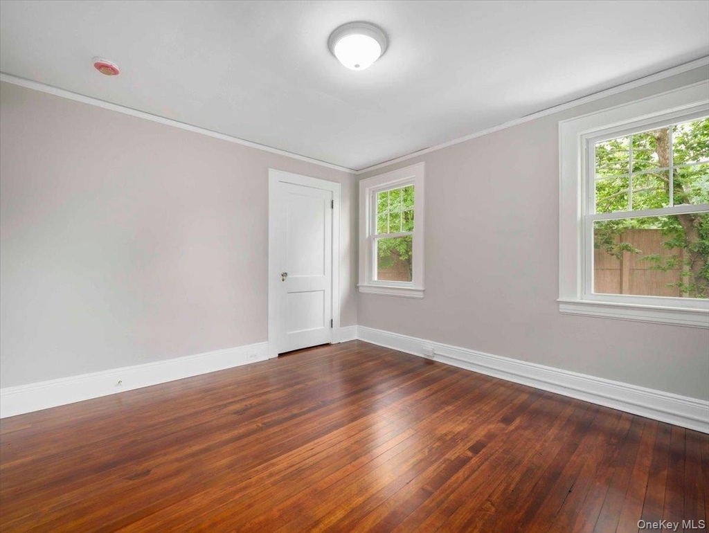 121 Clinton Avenue - Photo 15