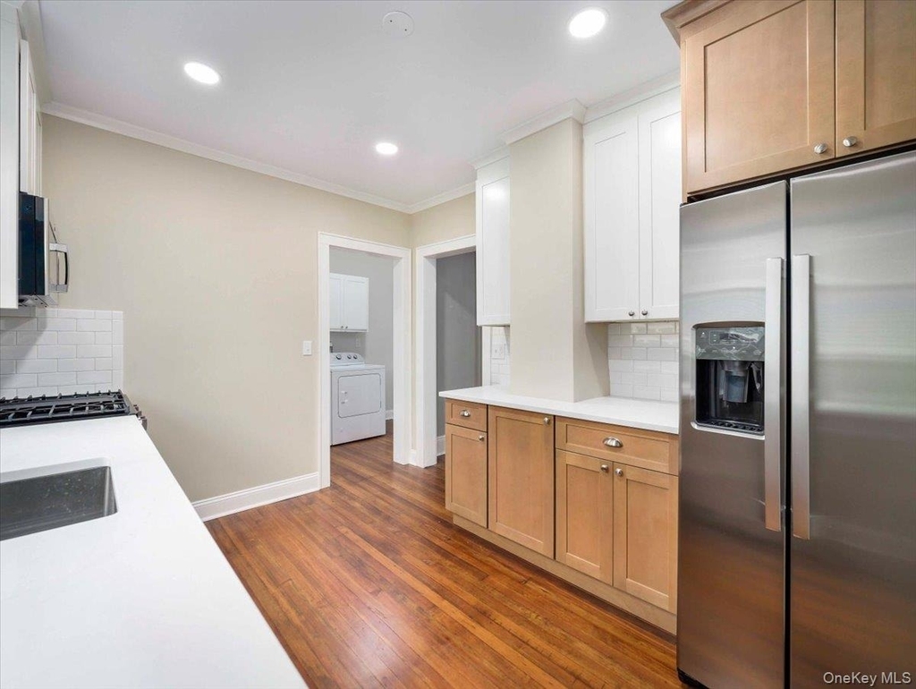 121 Clinton Avenue - Photo 8