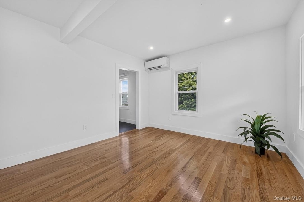 21 Judson Street - Photo 8