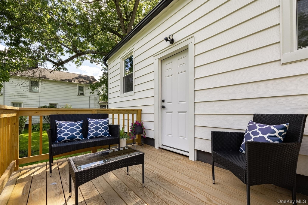 34 Lakeview Avenue - Photo 21