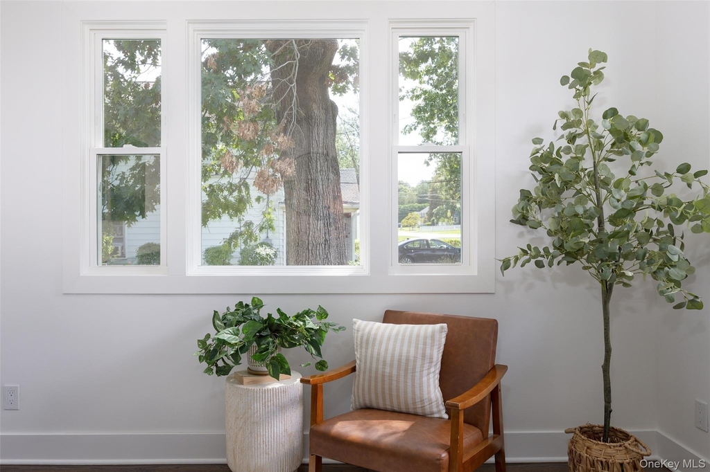 34 Lakeview Avenue - Photo 8
