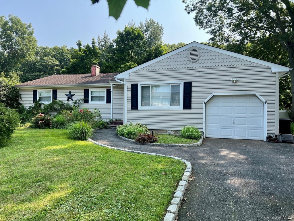 69 Bellwood Avenue - Photo 0