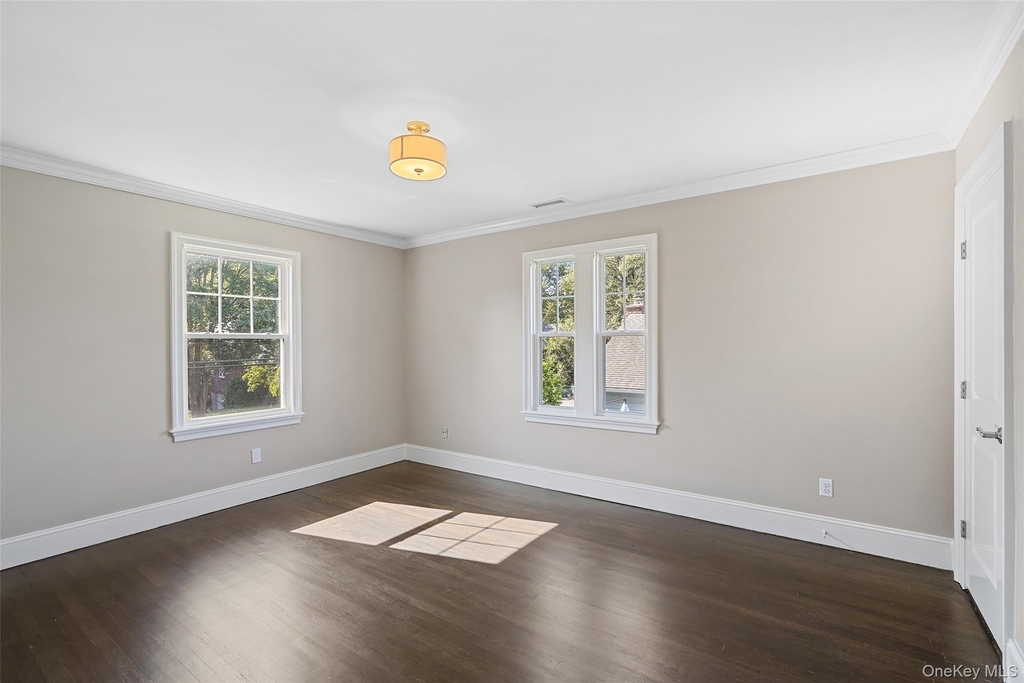 288 Crestwood Avenue - Photo 15