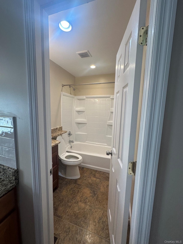 29 Fort Putnam Street - Photo 3