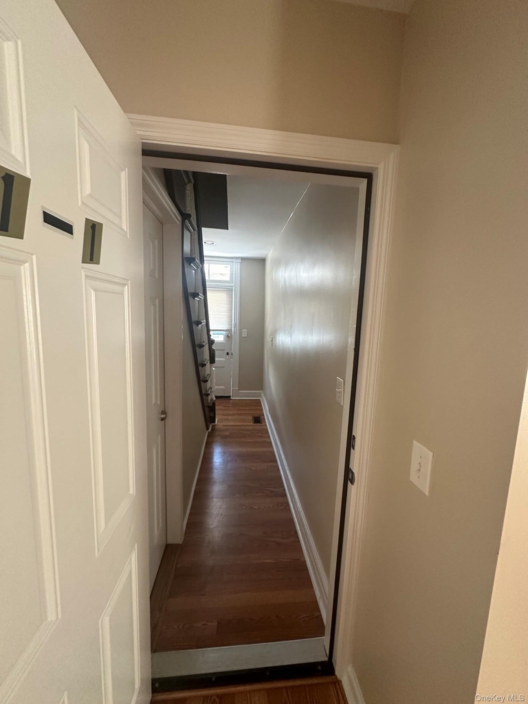 29 Fort Putnam Street - Photo 5