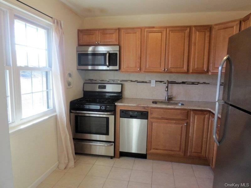 106 Mariners Way - Photo 2