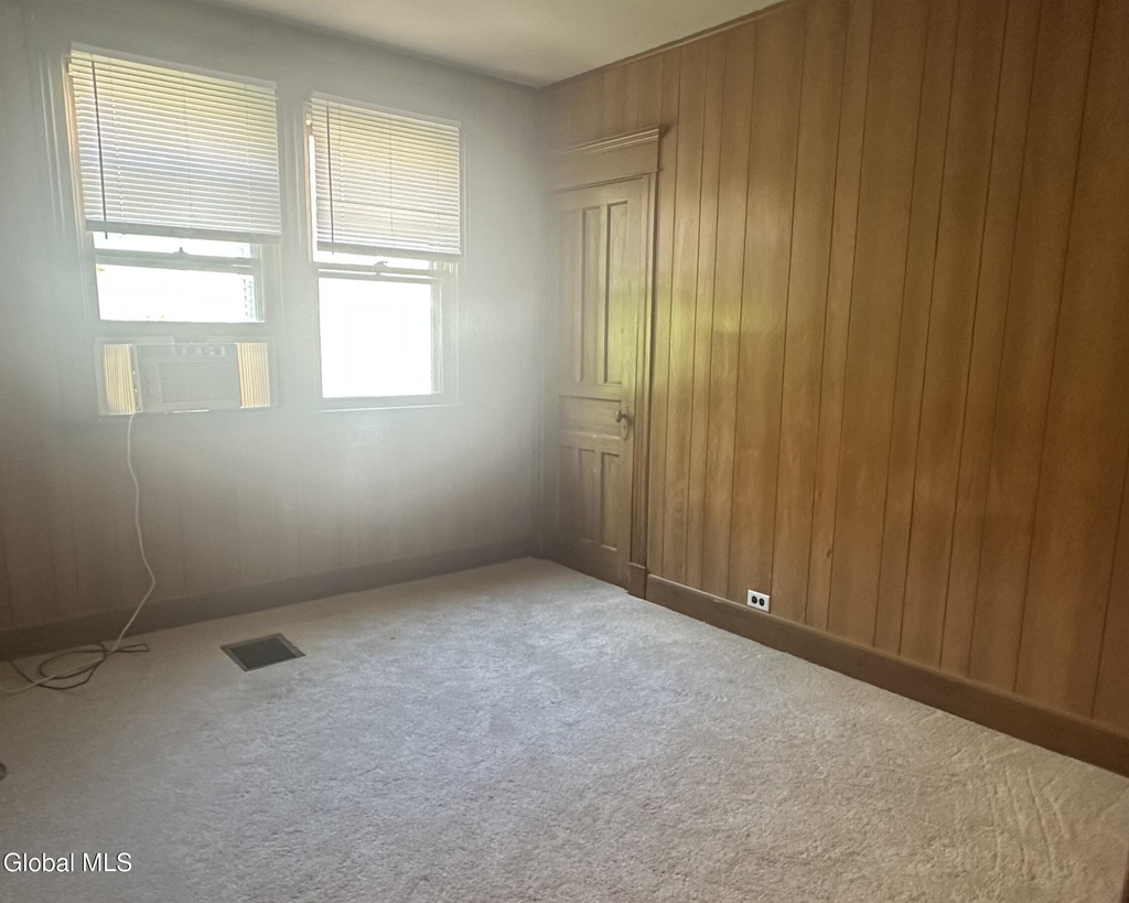 1617 Campbell Avenue - Photo 4