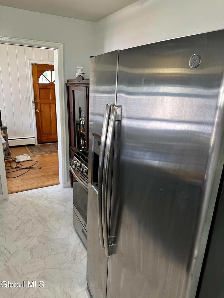 81 Monroe Street - Photo 5