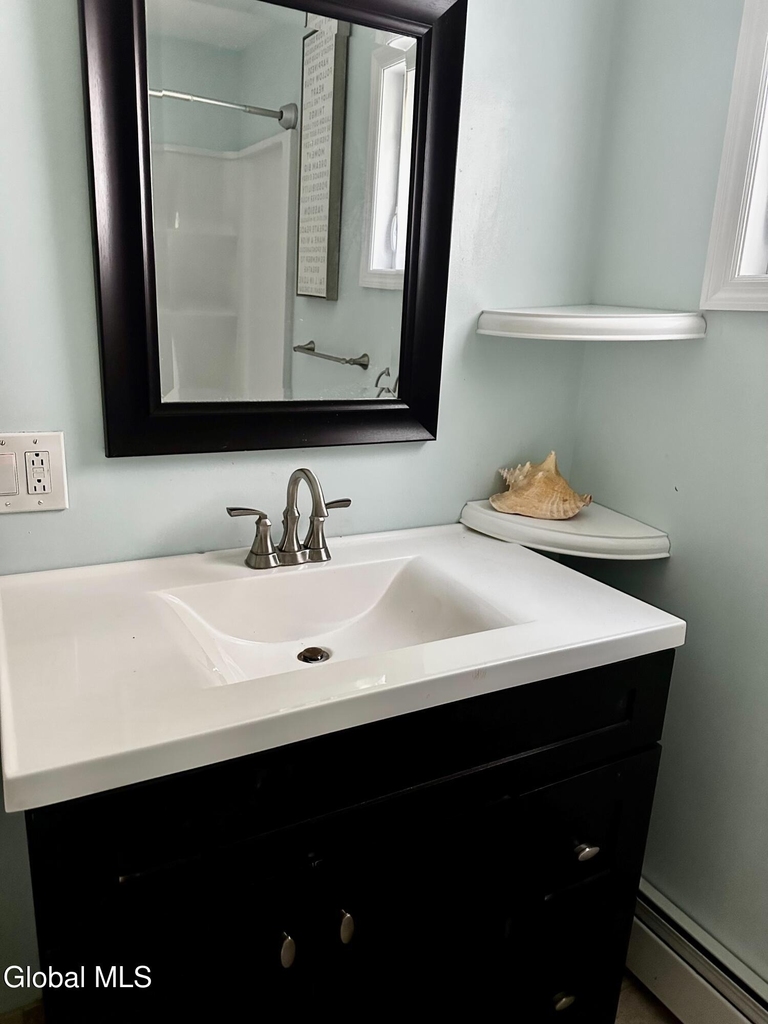 81 Monroe Street - Photo 10