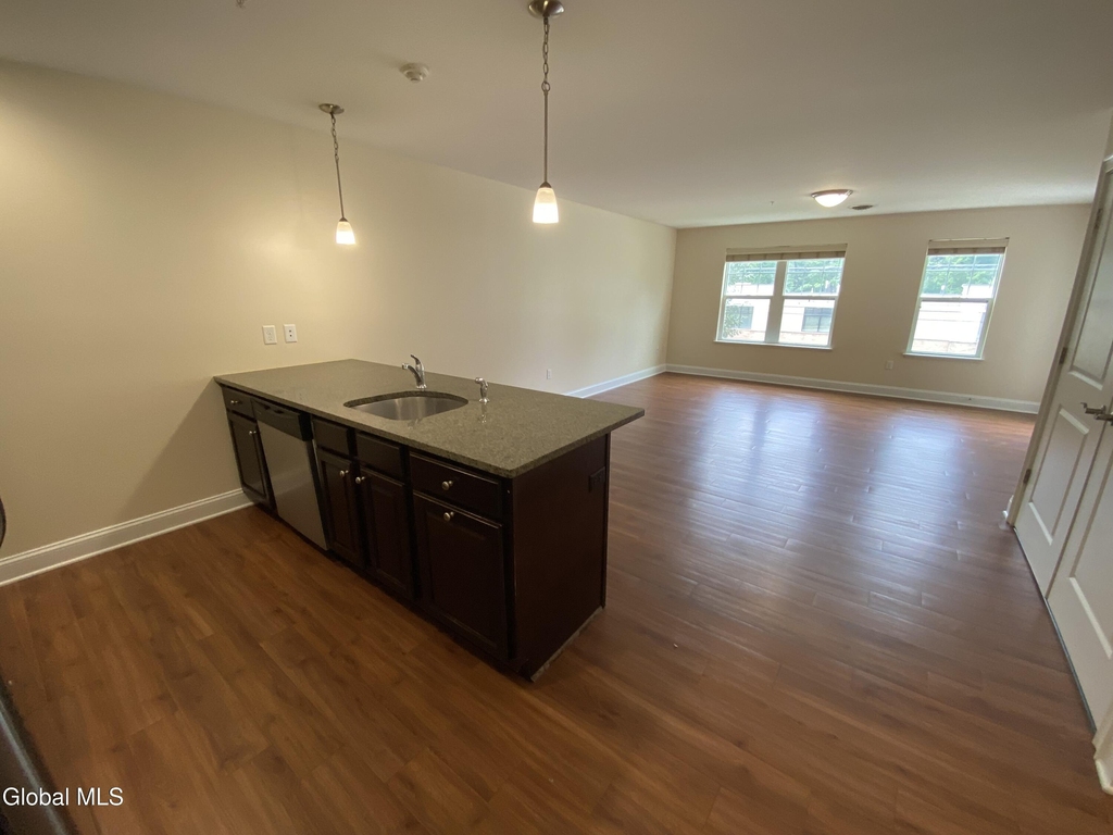 74 Weibel Avenue - Photo 1
