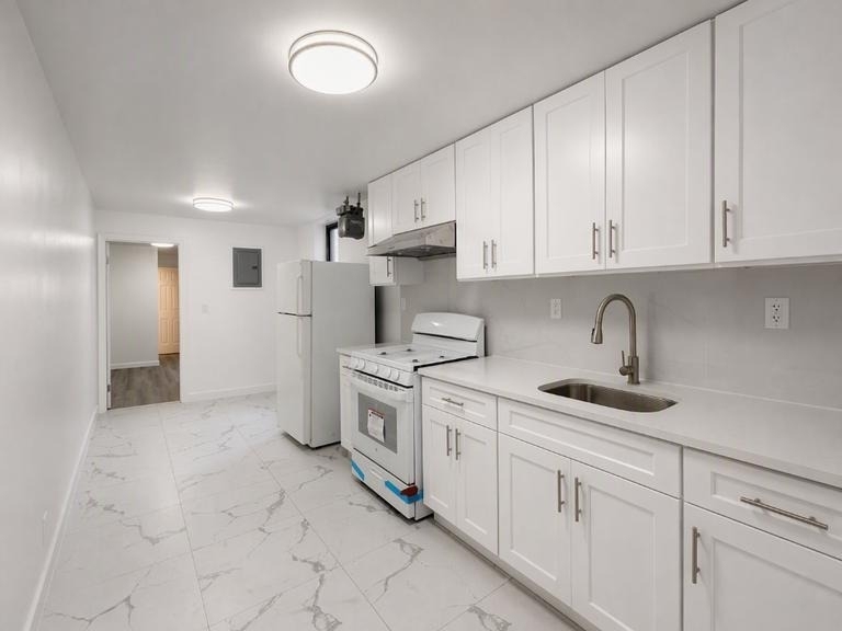 87 Clinton Street - Photo 8