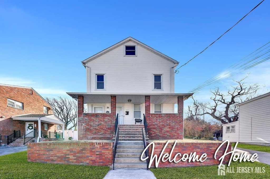 329 George Street - Photo 0