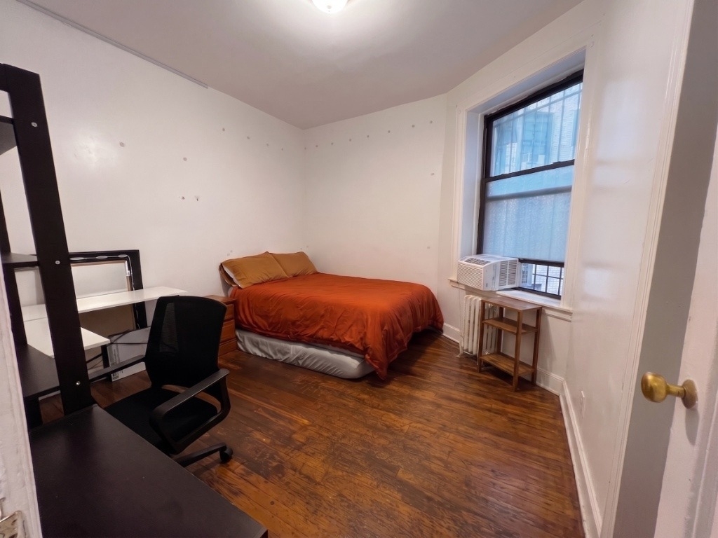 414 W 121st Street - Photo 9