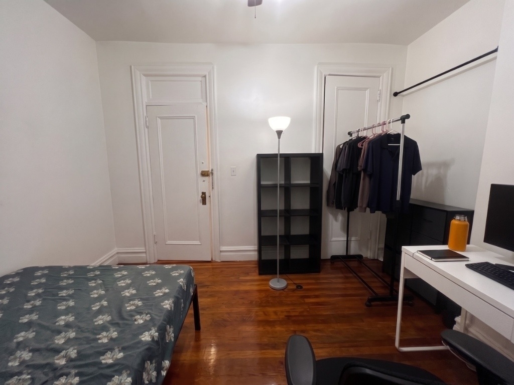 414 W 121st Street - Photo 4