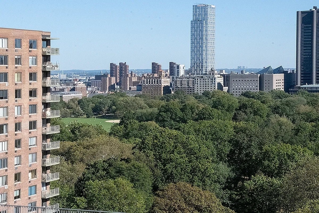 27 W 96th Street - Photo 8