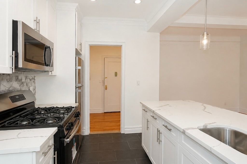 27 W 96th Street - Photo 3