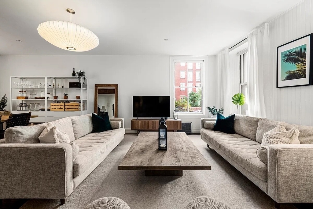 115 South Street - Photo 0