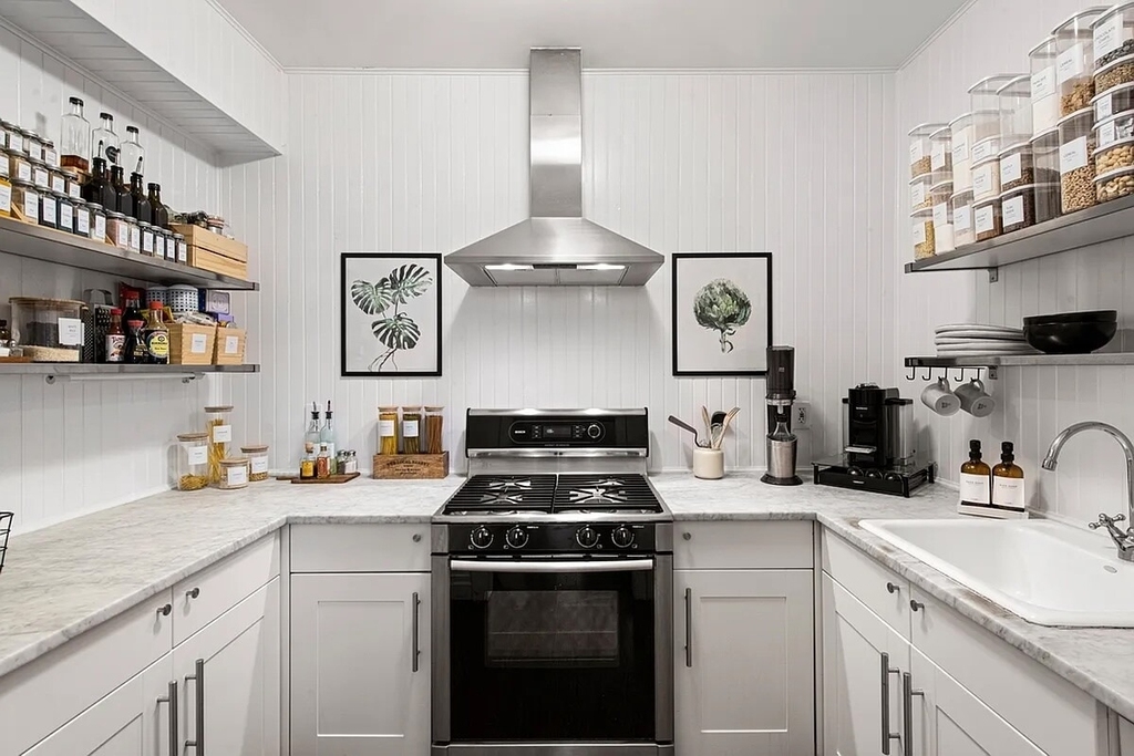 115 South Street - Photo 3